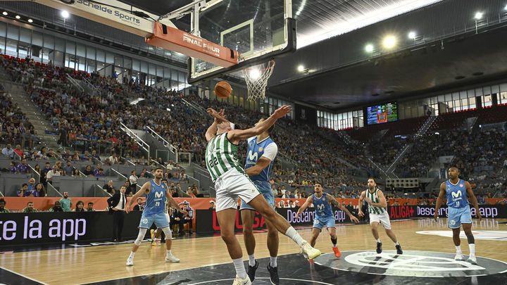 82-86. El Betis prolonga la pesadilla del Estudiantes, que se despide del ascenso